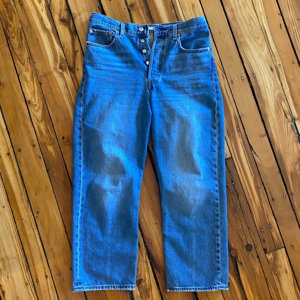 Levi ribcage straight crop jean